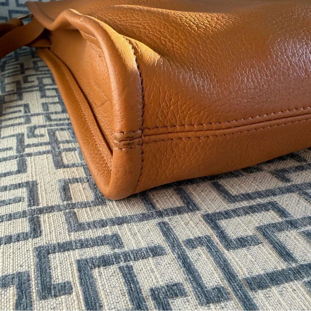 Tamara Mellon Vitello Kiss Bucket Bag - Picture 8 of 10